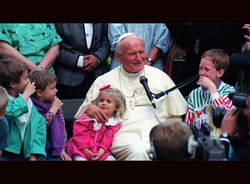 Papież Jan Paweł II wychowawca młodzieży
